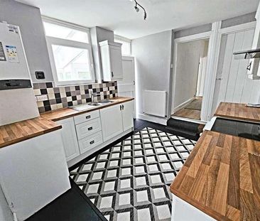Church Street, Ynysybwl, Pontypridd, CF37 - Photo 1
