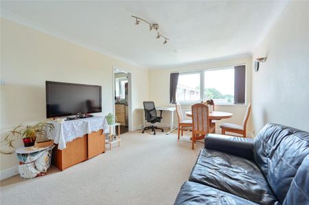 2 bedroom flat to rent - Photo 3