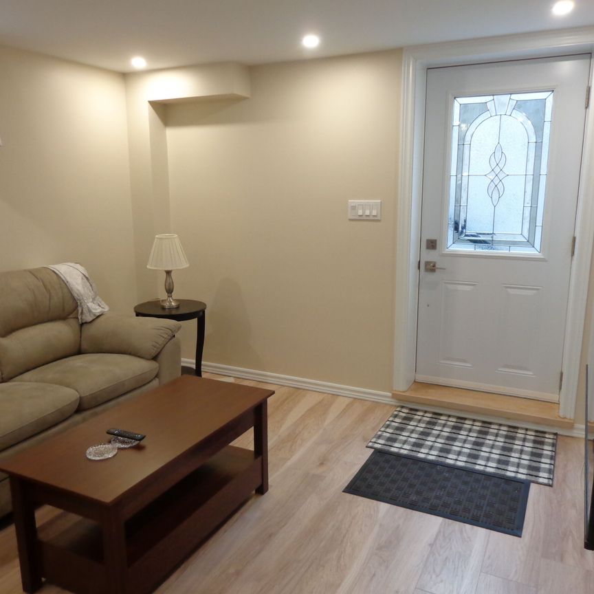 For Lease - 76 Lynch Circle, Guelph, Ontario - Photo 1