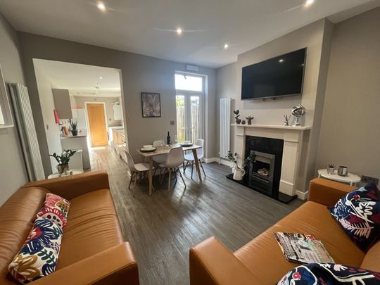 5 Bed Terraced House, Leslie Road, B16 - Photo 1