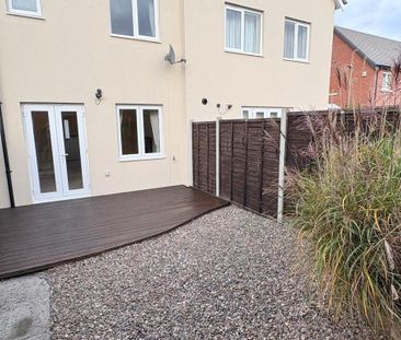 2 bedroom terraced house to rent - Photo 1