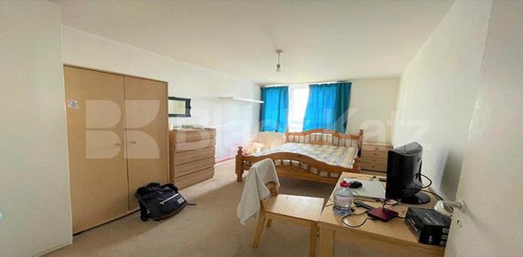 Spacious two double bedroom property mins away from Euston - Photo 2