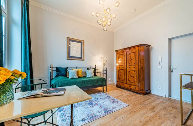 City-Residence: Modern möbliertes Apartment in zentraler Nordendlage - Photo 1