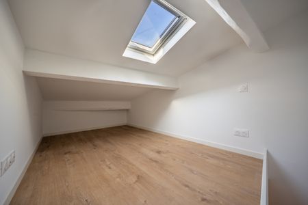 Aix en Provence centre ville - TYPE 1 + mezzanine - 27m² - Photo 5