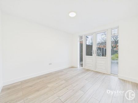 3 bedroom terraced house to rent - Photo 3