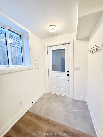 19 Arrowsmith Avenue #1A - Photo 4
