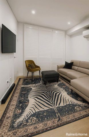 2 Bedroom Unit in a Central Location! - Photo 3