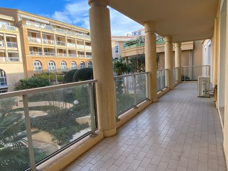 Location Appartement 3 pièces 60m² AIX EN PROVENCE 13100 - Photo 2