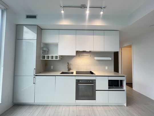 For Lease - 5 Buttermill Avenue Unit# 2609, Vaughan, Ontario - Photo 1