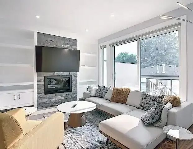 Furnished Luxury Duplex in Glenbrook close to Downtown | 3317 41 Street Southwest, Calgary - Photo 1