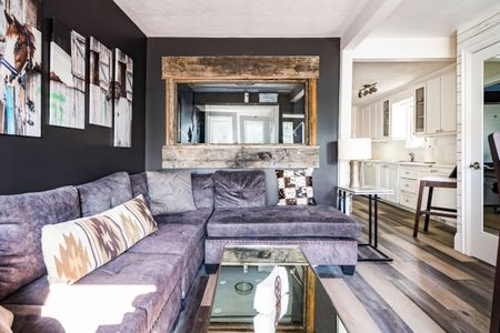 For Lease - 27 Sunnidale Road, Wasaga Beach, Ontario - Photo 2