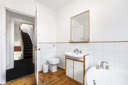 4 bedroom apartment to rent - Photo 3