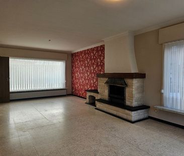Ruime gezinswoning met 4 slaapkamers in Balen-Hulsen! - Photo 2