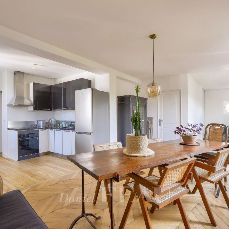 Appartement de charme meublé dans un hôtel particulier à Saint-Germain-en-Laye - Photo 1