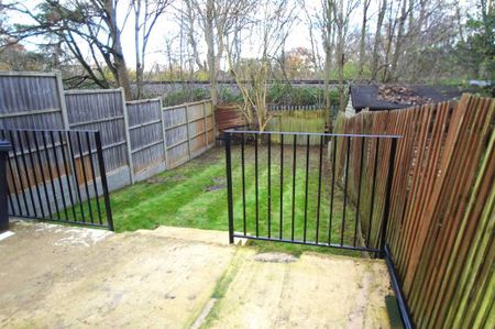 Studio to rent - Photo 3