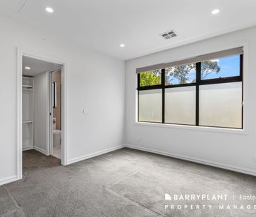 A Beautiful Place to Call Home in an Unbeatable Location - Photo 3