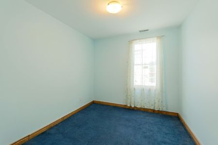 For Lease - 30 Lawlor top Floor Avenue, Toronto, Ontario - Photo 4