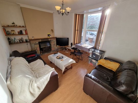 4 Bed Student Accommodation - Photo 1