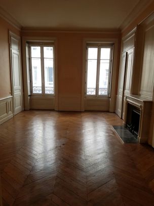 Appartement T5 A Louer - Lyon 6eme Arrondissement - 161.07 M2 - Photo 1