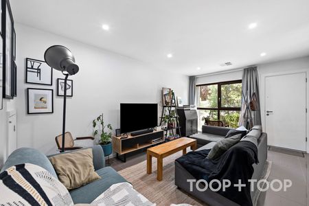 Stylish and Convenient Townhouse - Photo 4