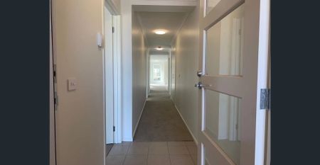 Family Friendly Floorplan in Quality Location-– Excellent Value - Photo 3