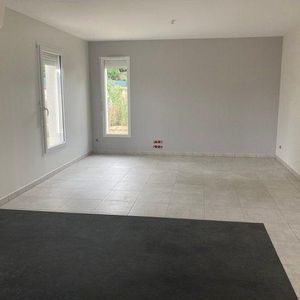 Maison à louer - 5 pièces - 101 m² - Photo 2