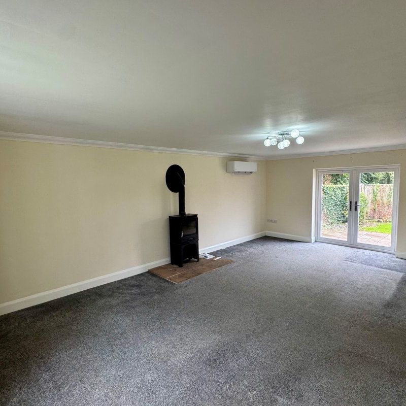 Camp Close - Photo 1