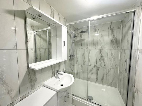 2 Bed Flat, Castle Edge, NG7 - Photo 1