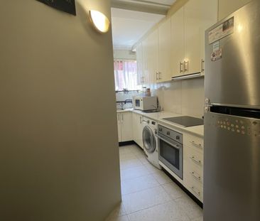 Grand floor 3 bedrooms with Laminate timber flooring throughout - Photo 4