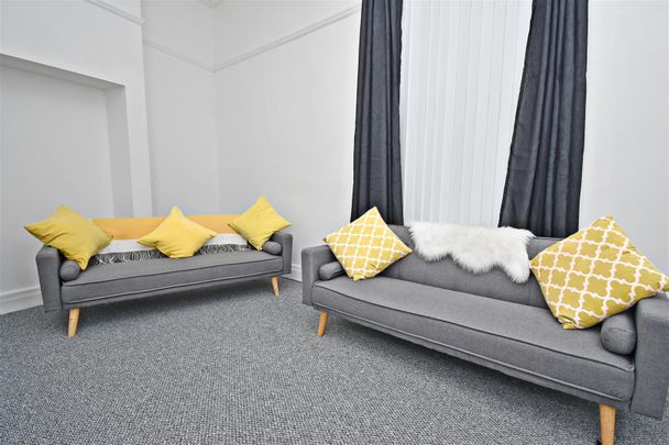 1 bed house share to rent in Christian Road, Preston, PR1 - Photo 1