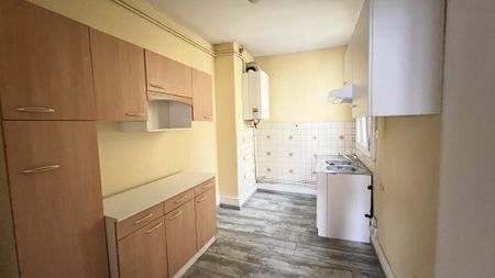 Location Appartement 2 pièces 40m² REMIREMONT 88200 - Photo 5