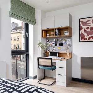 Charlotte Street, Bristol - Photo 2