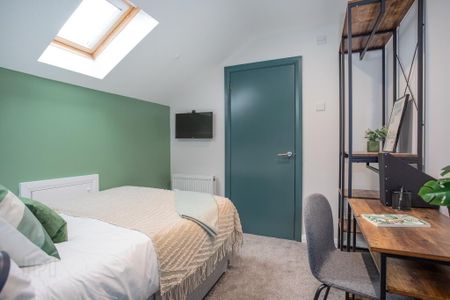 Room 3, Epworth Street, Belfast, BT5 4QR - Photo 4