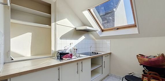 Location Appartement 3 pièces 46m² ROUEN 76000 - Photo 2