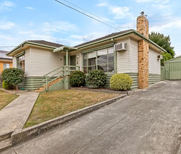 81 Heathfield Rise, Box Hill North VIC 3129 - House For Rent | Domain - Photo 1