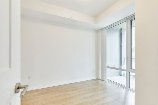 For Lease - 50 Dunfield Avenue Unit# 518, Toronto, Ontario - Photo 1