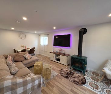 For Lease - 54 Shakespeare Crescent, Barrie, Ontario - Photo 1