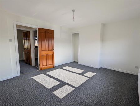 8 John, F Kennedy Estate, Castlewellan, BT31 9AN - Photo 2