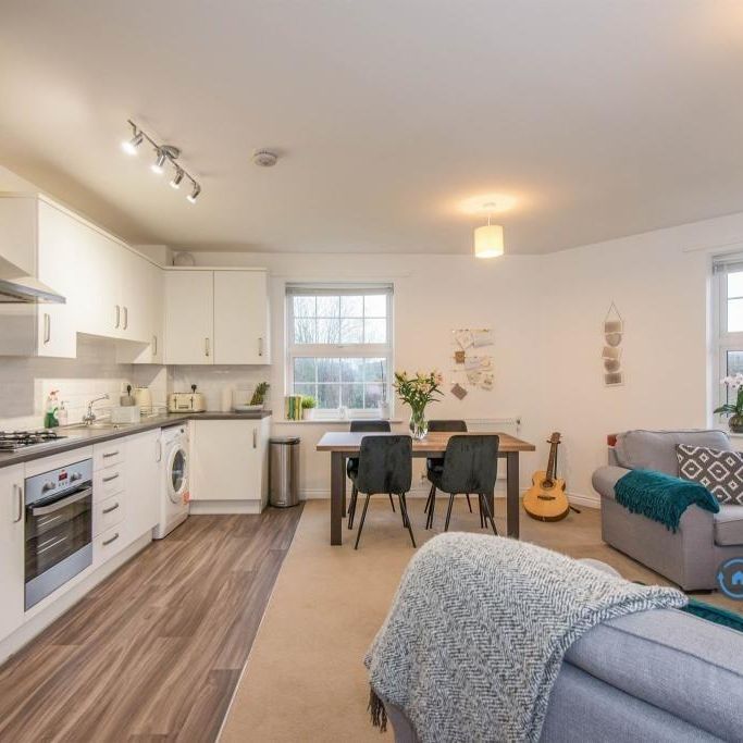 2 bedroom flat to rent - Photo 1