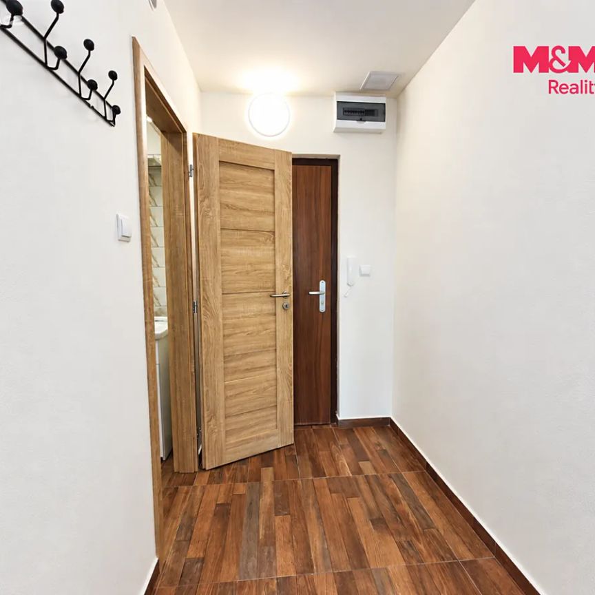 Pronájem bytu 1+kk 27 m² - Photo 1