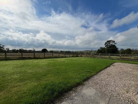 Stubwood Lane, Uttoxeter, ST14 - Photo 2