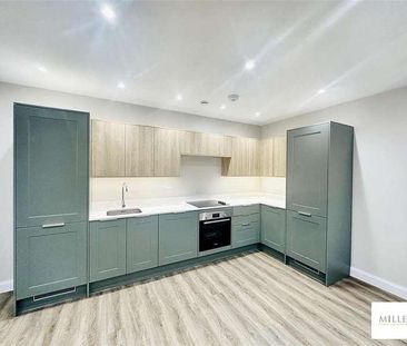 Kestrel House, Bakers Lane, Epping, CM16 - Photo 3