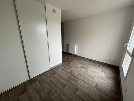 Location Appartement 1 pièce 18m² FRANQUEVILLE ST PIERRE 76520 - Photo 4