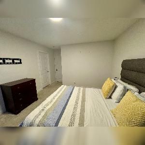 3 Bed 2.5 Bath Dbl Garage Duplex SW Edmonton - Photo 2