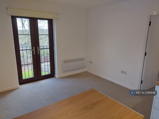 1 bedroom flat to rent - Photo 1
