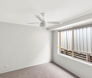 4 BEDROOM MODERN FAMILY HOME - Photo 1