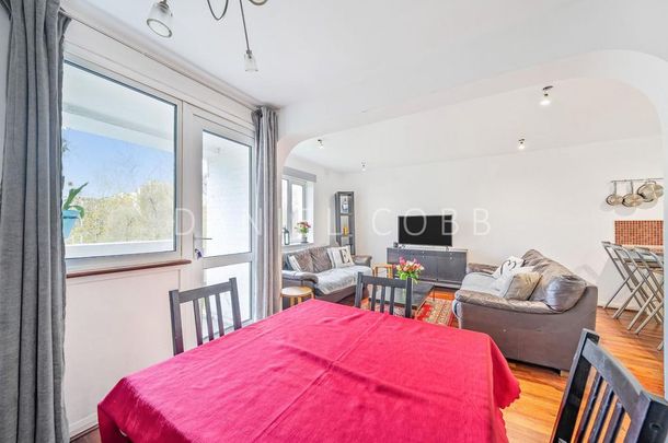 3 bedroom apartment to rent - Photo 1