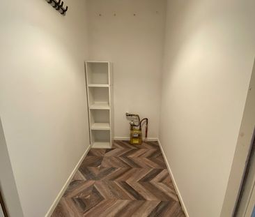 2 Bed Flat, Clovenstone Gardens, EH14 - Photo 2