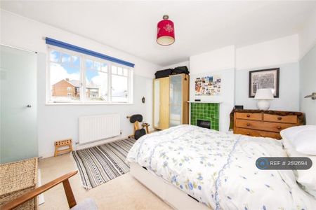 3 bedroom terraced house to rent - Photo 3