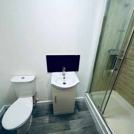 RIPLEY, DERBYSHIRE - Photo 4